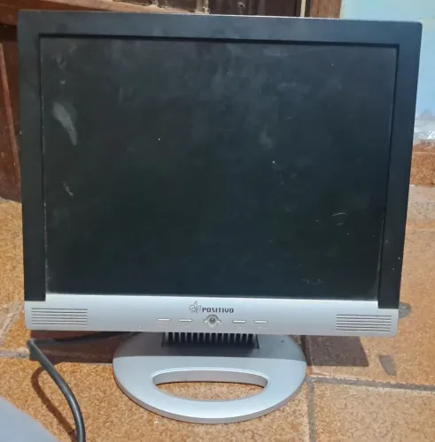 Monitor positivo 15 polegadas FUNCIONANDO
