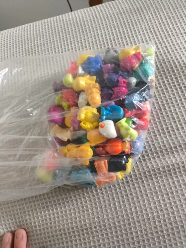 Brinquedos Googles Sortidos (até 100 unidades)