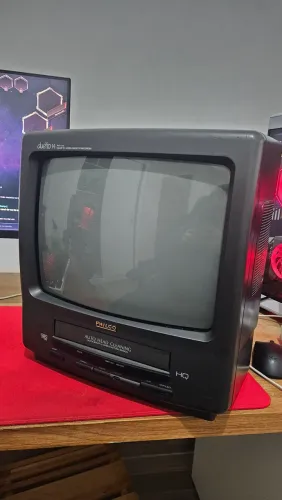 Tv de Tubo Duetto 14 Color TV/ Vídeo Cassete Recorder - RARIDADE