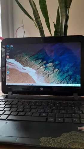 HP Pavilion dm1 500GB SSD | 4GB RAM | Excelente Estado