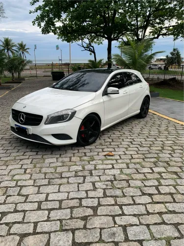 Mercedes-Benz Classe A 200 1.6 TB 16V Urban 156cv Aut. 2014
