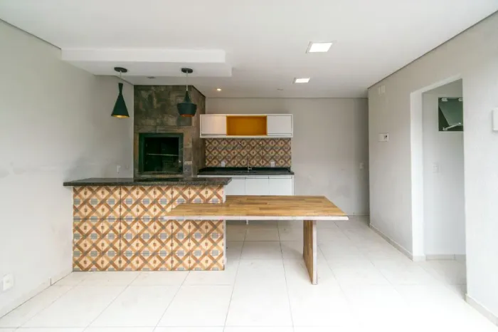 Casa Semimobiliada à Venda no Cristo Rei Campo Largo
