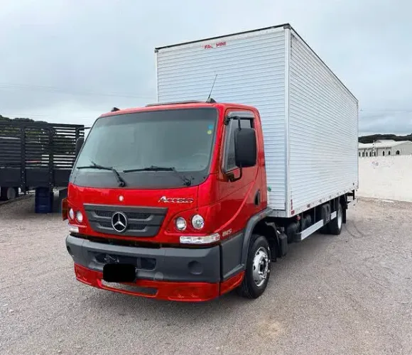 mb 815 4x2 2013 bau