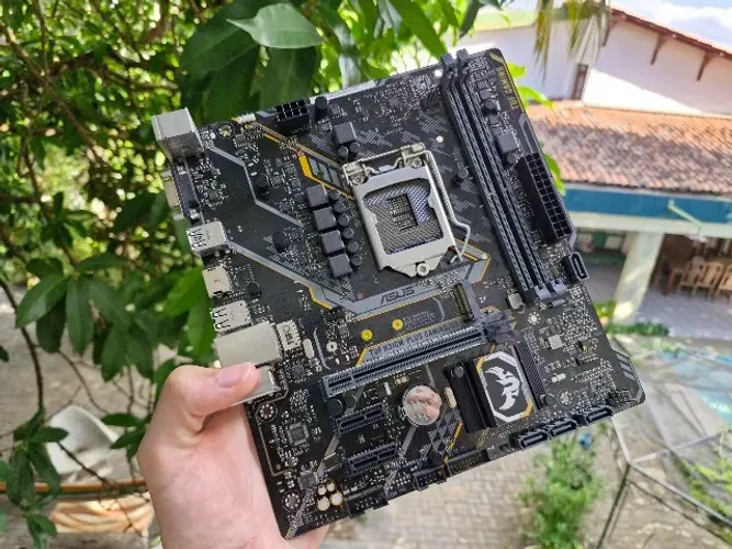 Placa Mãe Asus TUF H310M-Plus Gaming/BR (LGA 1151) | Com Detalhe / Para Reparo ou Peças