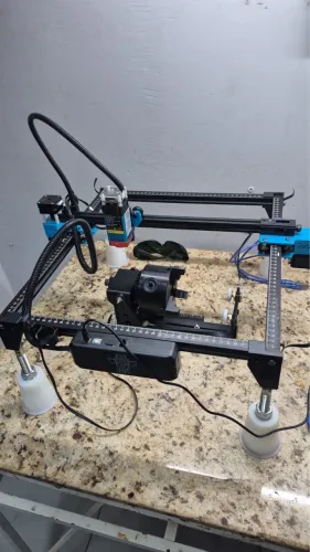 Máquina a laser