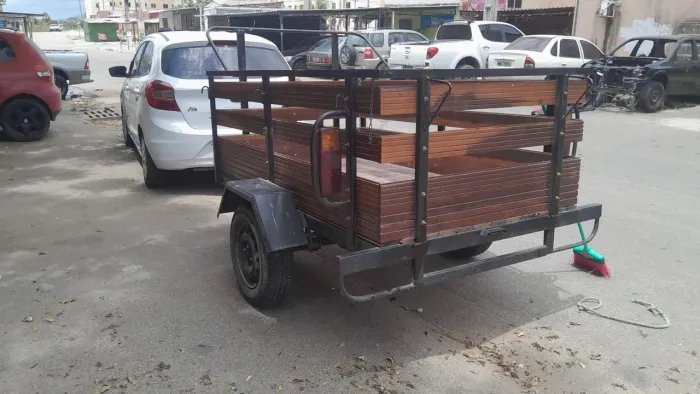 Vendo carrocinha nova