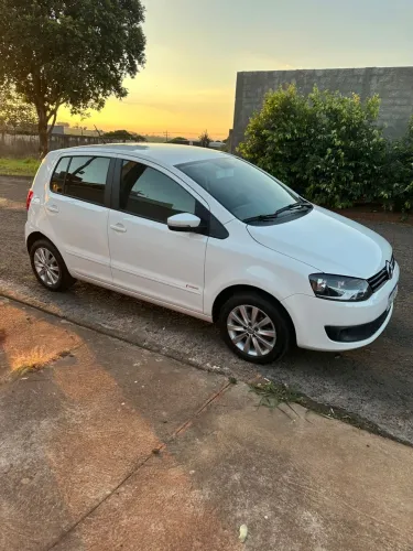 Volkswagen Fox 1.6 MI Total Flex 8V 5P 2013