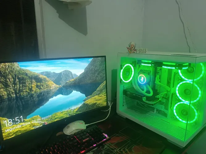 Pc Gamer + Monitor Curvo a Venda
