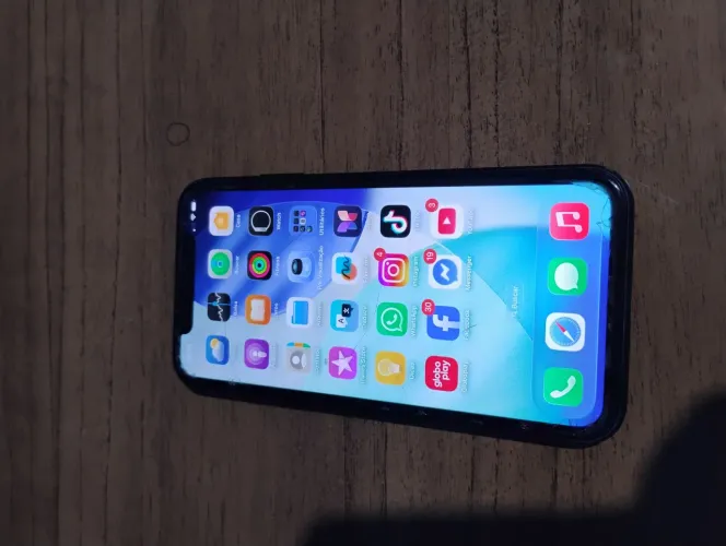 iPhone 11 128gb ( aceito troca por Android)