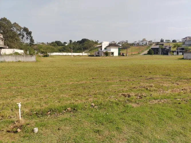 Excelente terreno em condomínio de luxo no Mar do Norte/Rio das Ostras