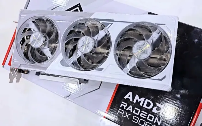 Placa de Video RX 9060 XT 8GB STEEL LEGEND