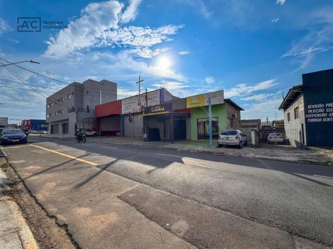 Casa com 2 dormitórios à venda, 240 m² por R$ 1.000.000,00 - Loteamento Remanso Campineiro