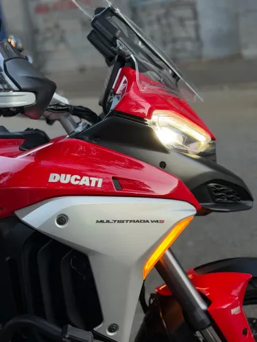 MULTISTRADA V4s - A MAS LINDA 