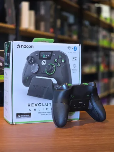 Controle Sem Fio Nacon Revolution X Unlimited (Xbox / PC) - Seminovo