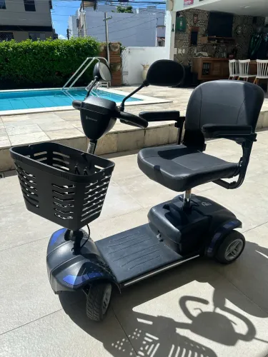 Cadeira Motorizada Scooter Elétrica Médica LB Dellamed