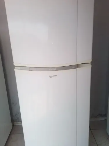 Geladeira dúplex consul frostfree 430 litros funciona normal