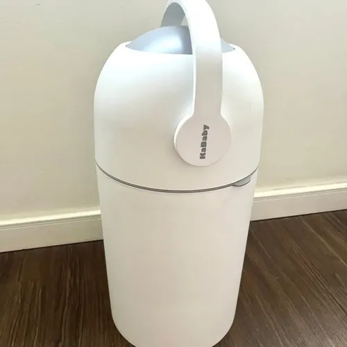 Lixeira original anti odor Kababy pra fraldas em perfeito estado 