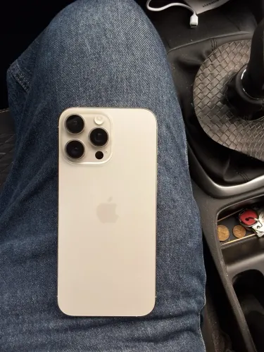 Vende se iPhone 16 pro Max de 256