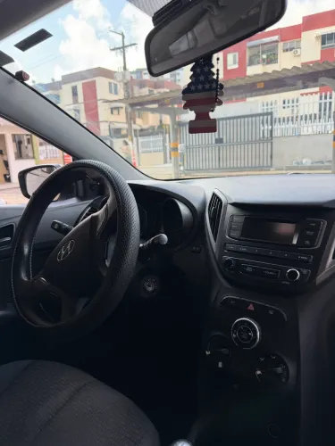 Hyundai HB20 Unique 1.0 Flex 12V Mec. 2019