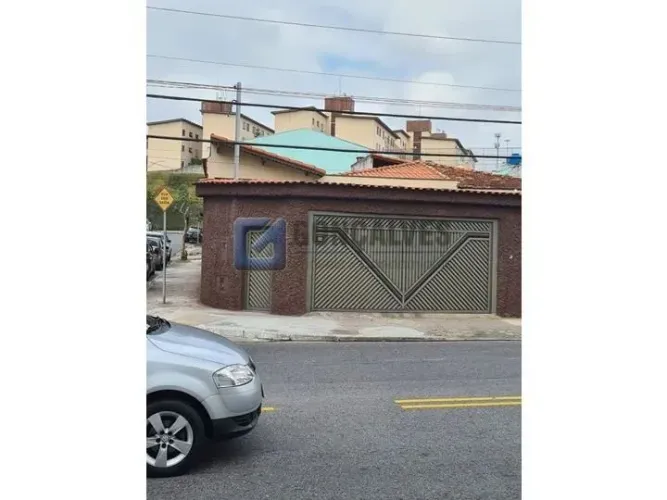 Casa Residencial à Venda em São Bernardo do Campo - Bairro dos Casa | 2 suítes, 2 quartos,