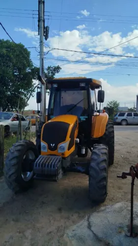 Trator agrícola 