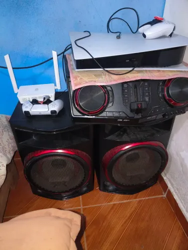 Caixa de som LG cj87