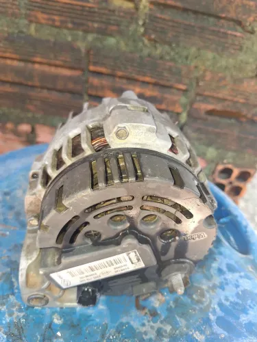 Alternador do Sandero,renault Clio,logan Original... cod Sg9B120 funcionando perfeitamente