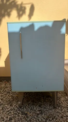 Vendo frigobar Brastemp retrô