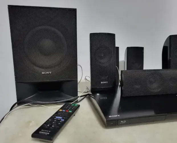 HOME THEATER 3D SONY BDV-E290 BLU RAY DISC 850W RMS