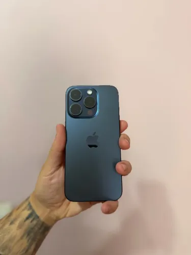 iPhone 15 pro 128gb