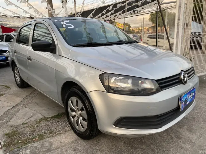Volkswagen Voyage 1.0 Flex 12V 4P 2015