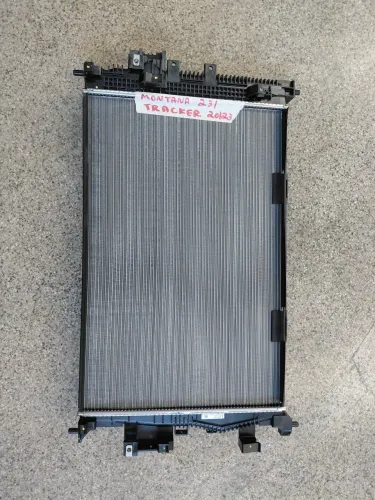 Radiador Montana 23/26  Tracker 20/23 Valeo  PRODUTO ORIGINAL NOVO 