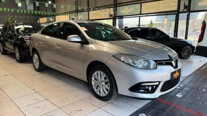 Renault Fluence Sed. Dyn. Plus 2.0 16V Flex Aut. 2018