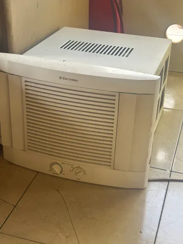 Ar condicionado Eletrolux 7.500 Btus