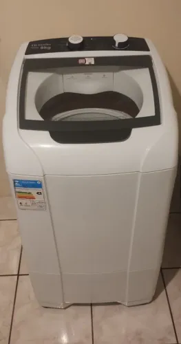 Máquina de Lavar Roupa Automática 8kg