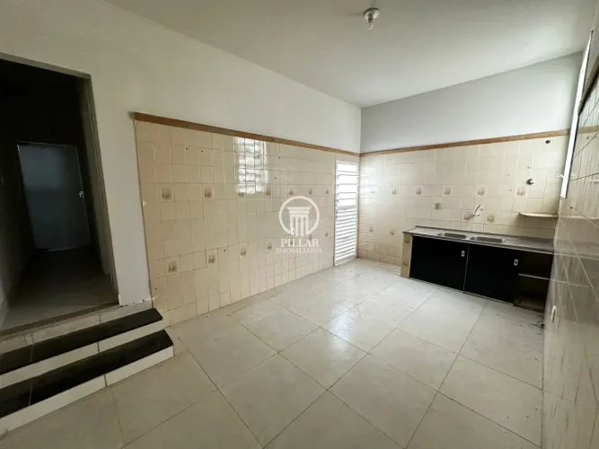 CASA PARA LOCAÇÃO NO BAIRRO FUNCIONÁRIOS MONTES CLAROS/MG