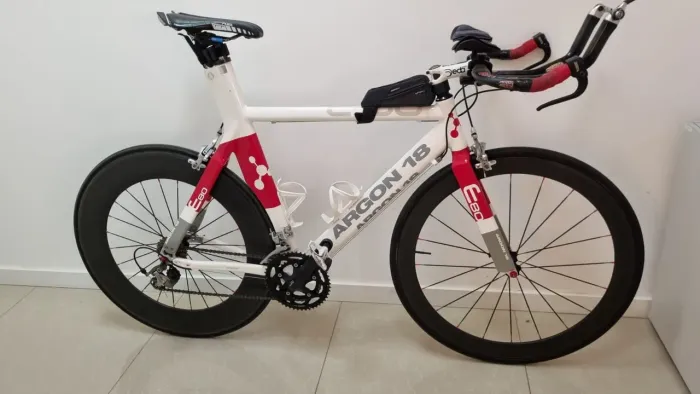 PAR DE RODAS DE CARBONO 