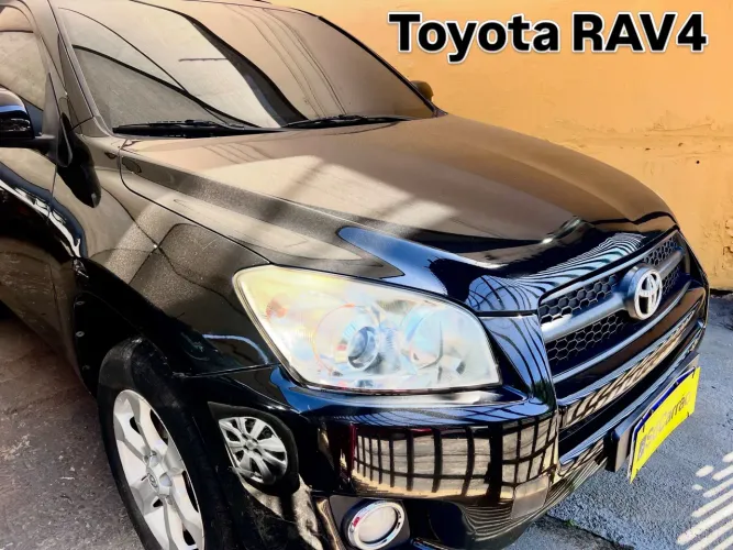 Toyota RAV4 2.4 4X2 16V 170cv Aut. 2011