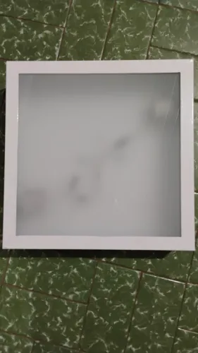 Luminárias quadradas 