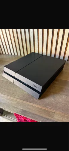 Play 4
