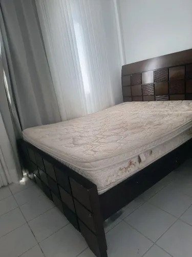 Cama Casal King Madeira + Colchão