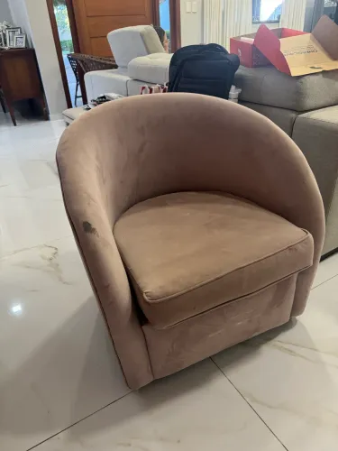 Poltrona Decorativa Concha em Veludo Rosé