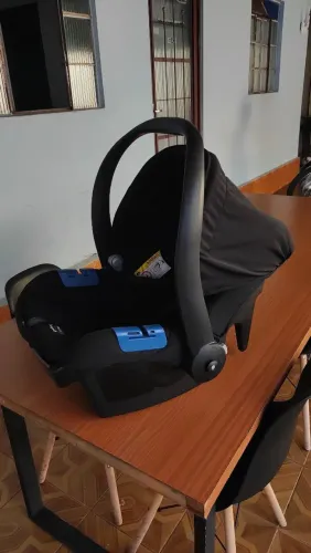 Bebê conforto Touring Burigotto