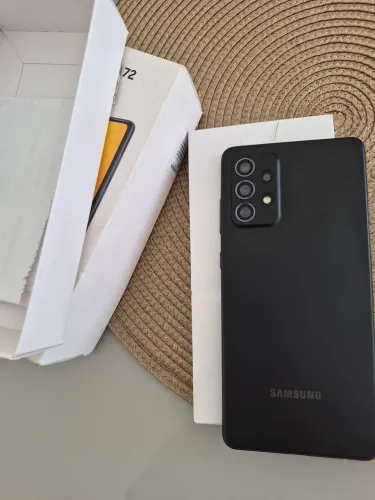 Samsung A72