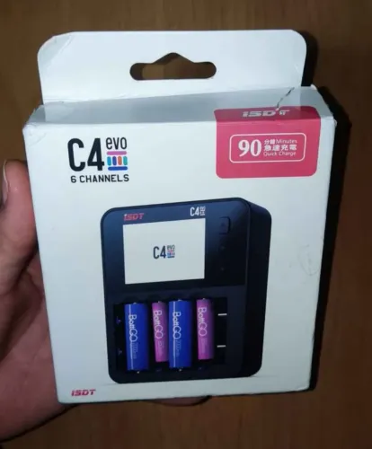 Carregador de baterias e pilhas inteligente C4 ISDT