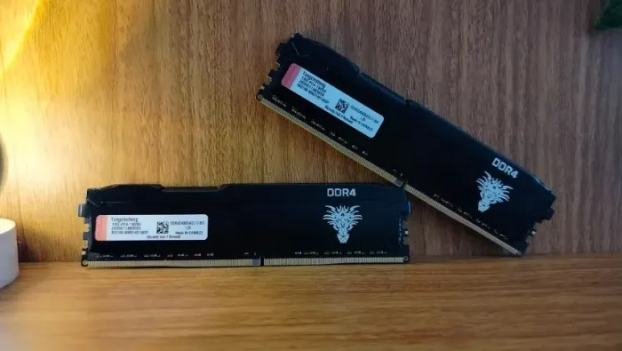 Memoria ram ddr4 2x8 = 16GB 2400mhz CL 17