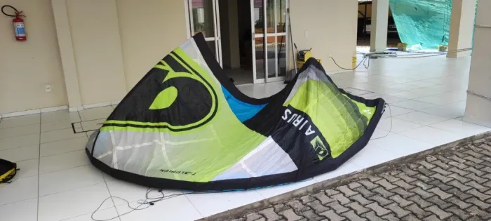 Pipa Kitesurf Airush Lithium 9 + Barra + Mochila