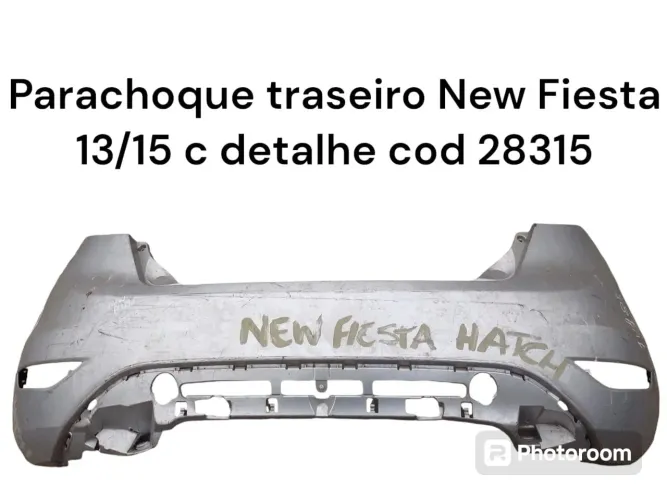 Parachoque traseiro New fit c detalhe 