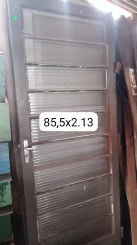 ? Portas de Ferro Antigas com Vidro - Super Conservadas - Oportunidade