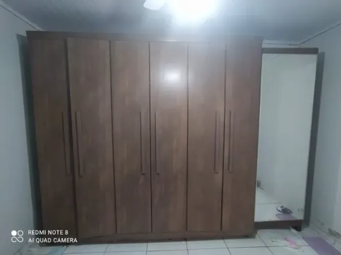 Guarda roupas e sapateira semi novos
